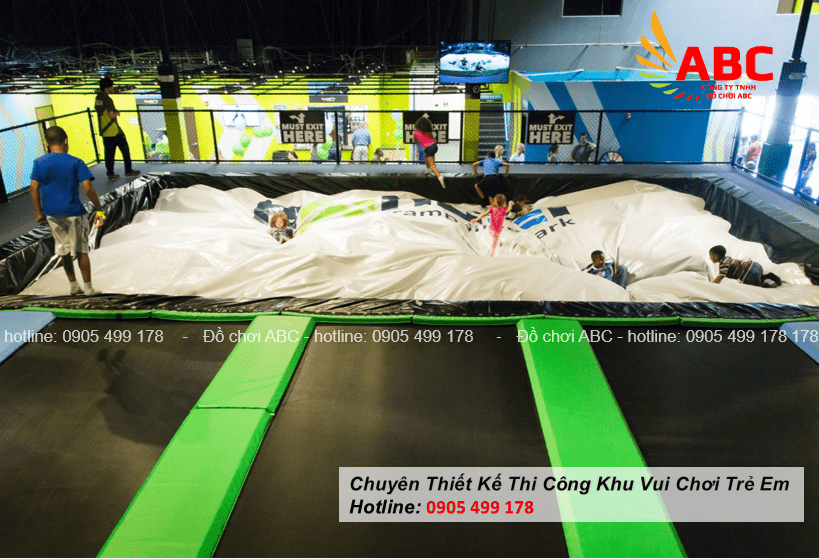 Khu vui chơi sàn nhún Trampoline được thiết kế để phù hợp với nhiều lứa tuổi