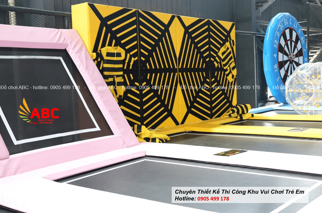 Khu vực trò chơi được bố trí hợp lý, giúp tối ưu không gian và đảm bảo an toàn