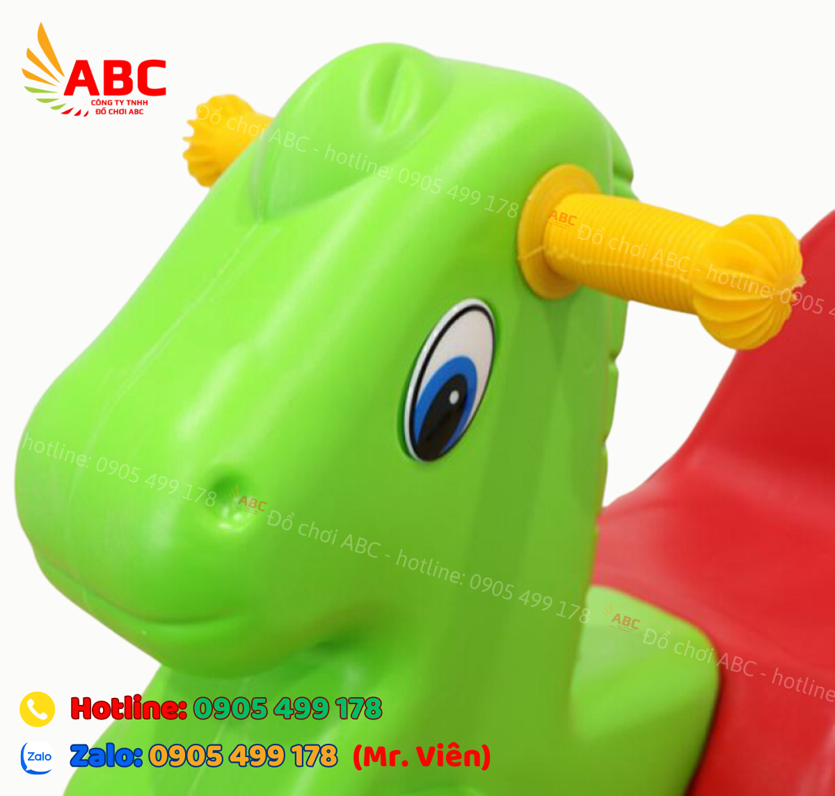 Được sản xuất từ chất liệu nhựa nguyên sinh cao cấp bền đẹp, không mùi