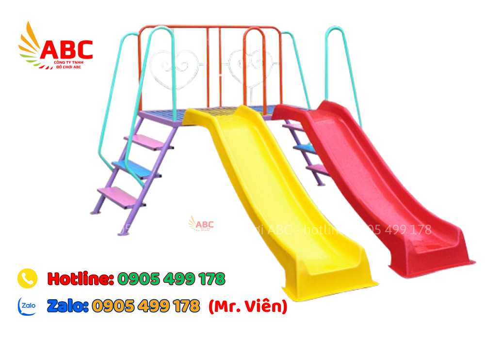 Cầu trượt là một trong những trò chơi được trẻ em yêu thích nhất, giúp các bé vận động thể chất