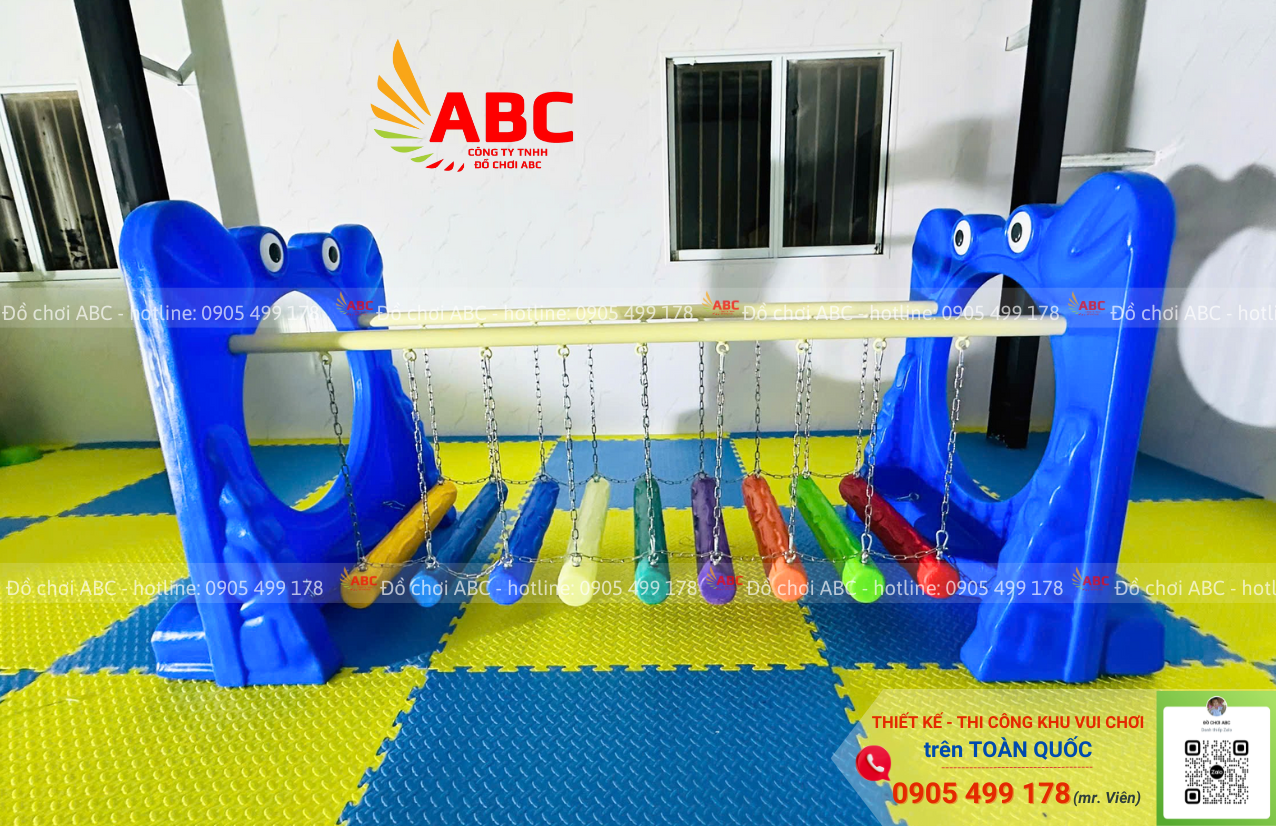 Cầu thăng bằng dao động cho bé