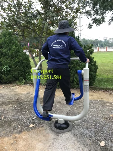 Dụng cụ tập đi bộ trên không ngoài trời 