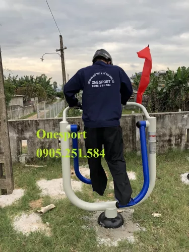 Thiết bị tập đi bộ trên không Onespport công viên 3