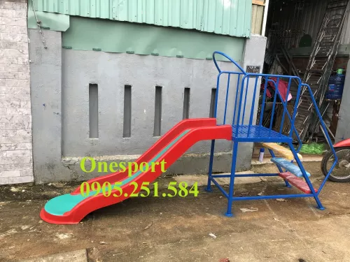 Cầu trượt ngoài trời cho trẻ em onesport (1)