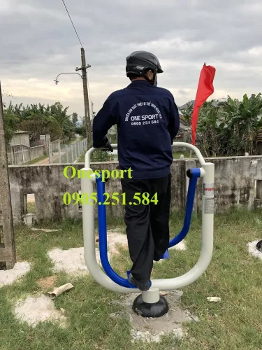 Thiết bị tập đi bộ trên không Onespport công viên 2