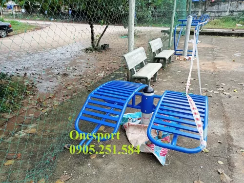 Máy tập lưng bụng ngoài trời onesport (4)