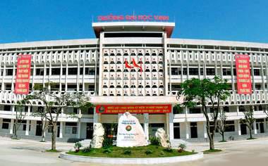 ĐẠI HỌC VINH