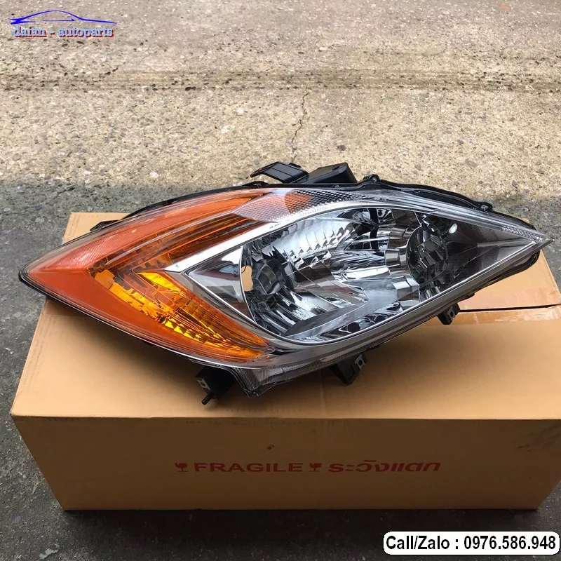 Đèn pha Mazda BT50 2012 chính hãng UC8F51040B UC8F51030B