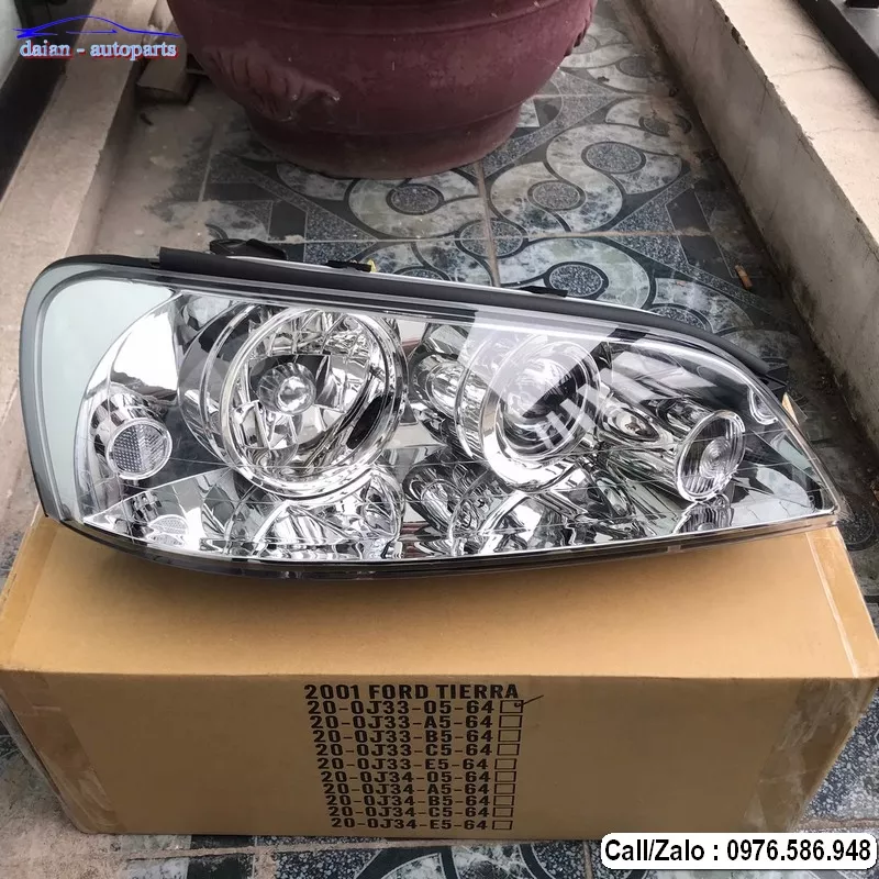 Đèn pha Ford Laser 2001 - 2004 YBJ0EX51040MB YBJ0EX51030MB