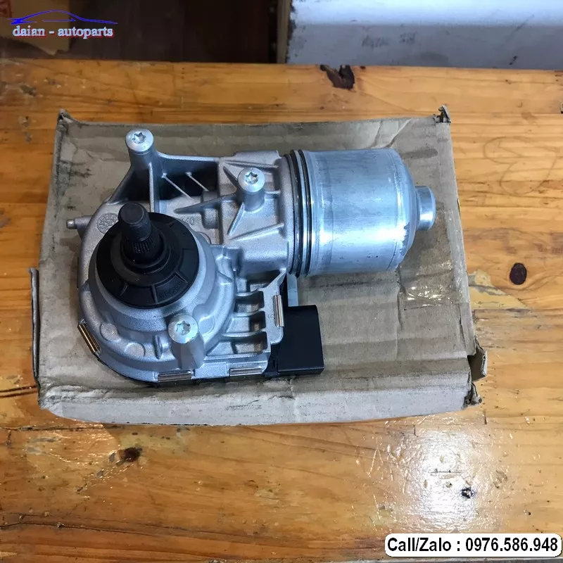 Mô tơ gạt mưa Ford Focus 2013 chính hãng BM5117508AK BM5117508BK
