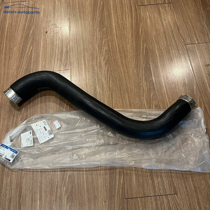 Ống gió vào két turbo Ranger Everest 2023 MB3Z6F073H chính hãng