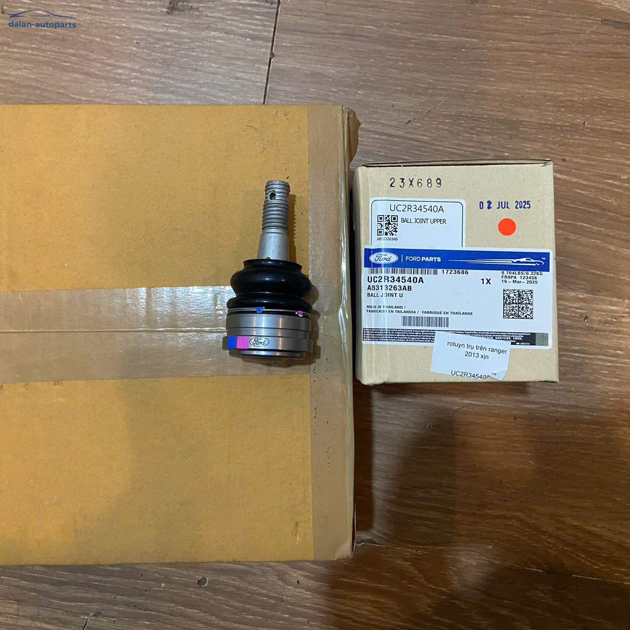 Rotuyn trụ đứng trên Ford Ranger, Mazda BT-50 xịn UC2R34540A