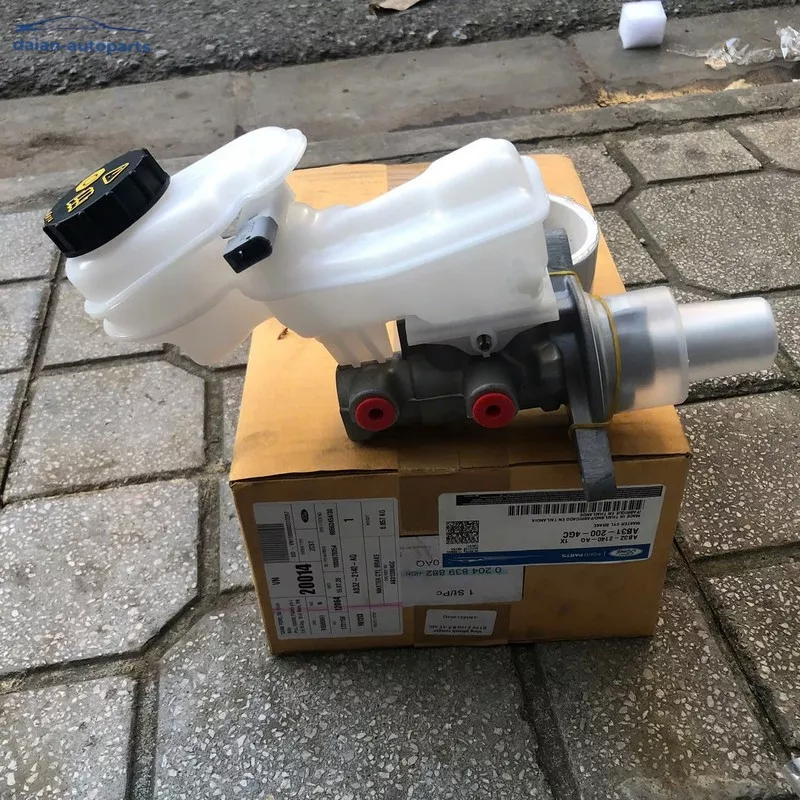 Tổng phanh Ranger BT-50 A/T 2 ren 8.5 Chính hãng  AB3Z2140AQ