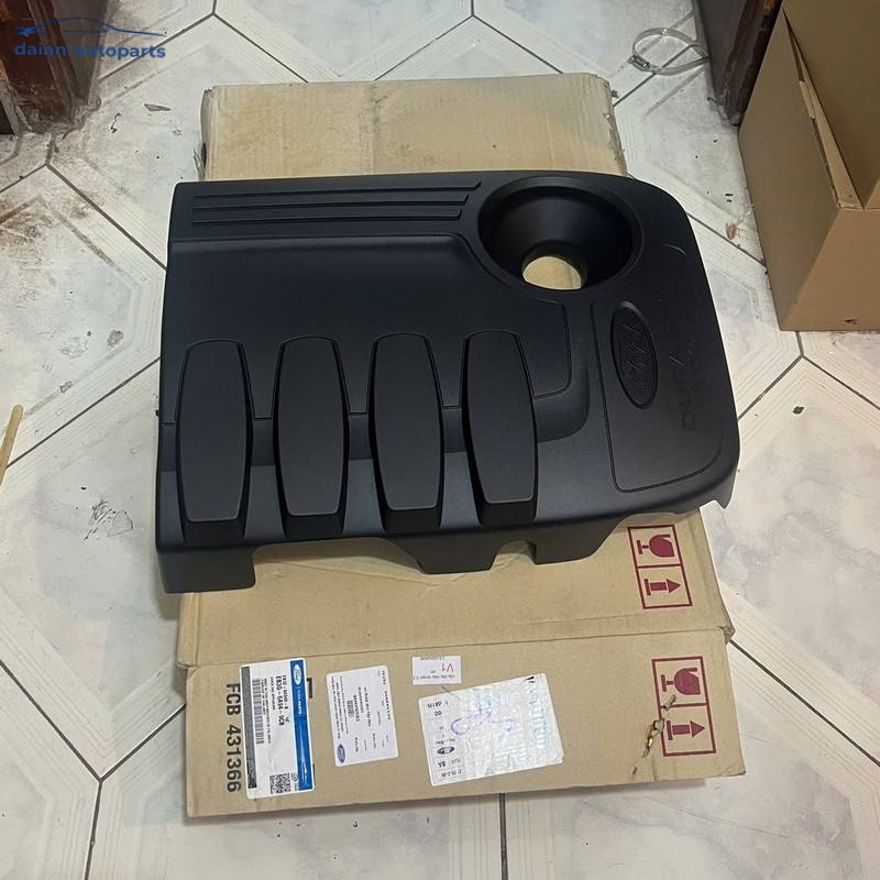 Nắp đậy trên máy Ford Ranger 2.2 EB3Z6A949B chính hãng