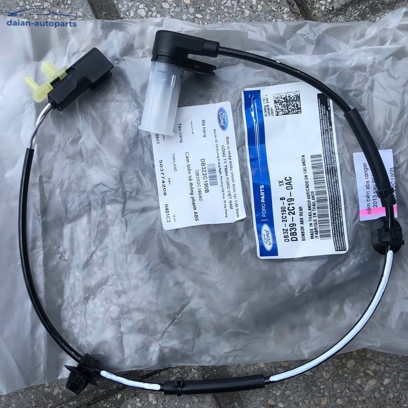 Cảm biến ABS sau Ford Ranger 2013 Chính hãng DB3Z2C190B , DB392C216AD