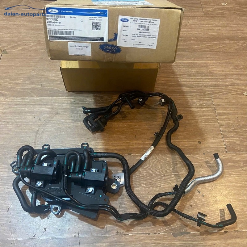 van chân không ranger 2023 chính hãng MB3Z9S468C