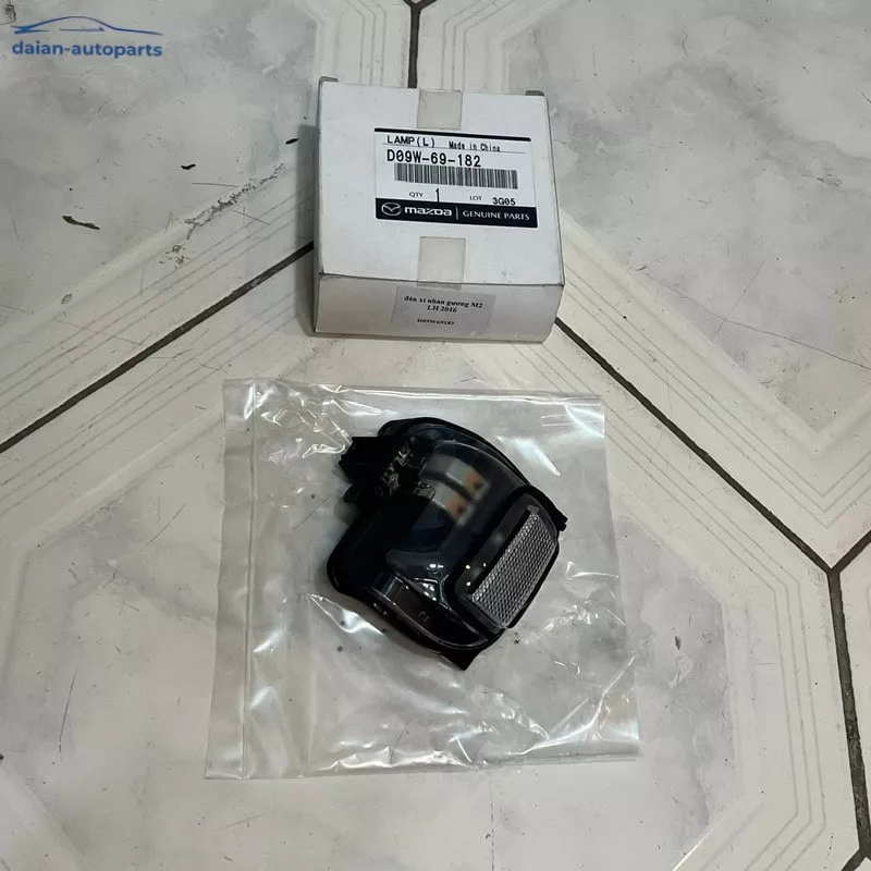 Đèn xi nhan trên gương Mazda 2 2015–2019 chính hãng