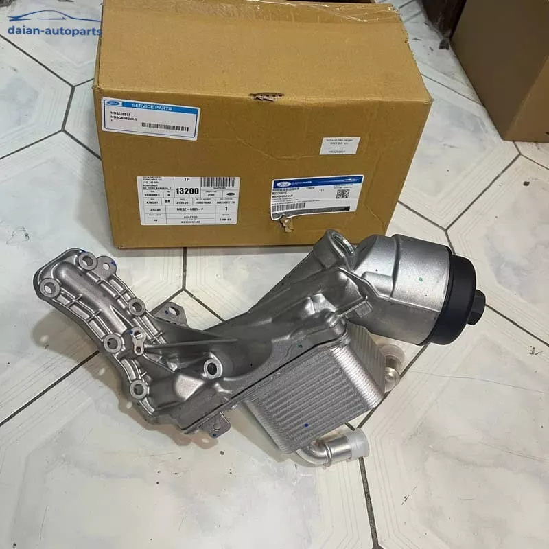 Két giải nhiệt dầu máy Ford Ranger Everest 2023–2025 chính hãng Mã MB3Z6881F