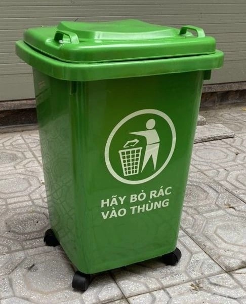 Thùng nhựa đựng rác HDPE 240 lit có bánh xe màu xanh lá