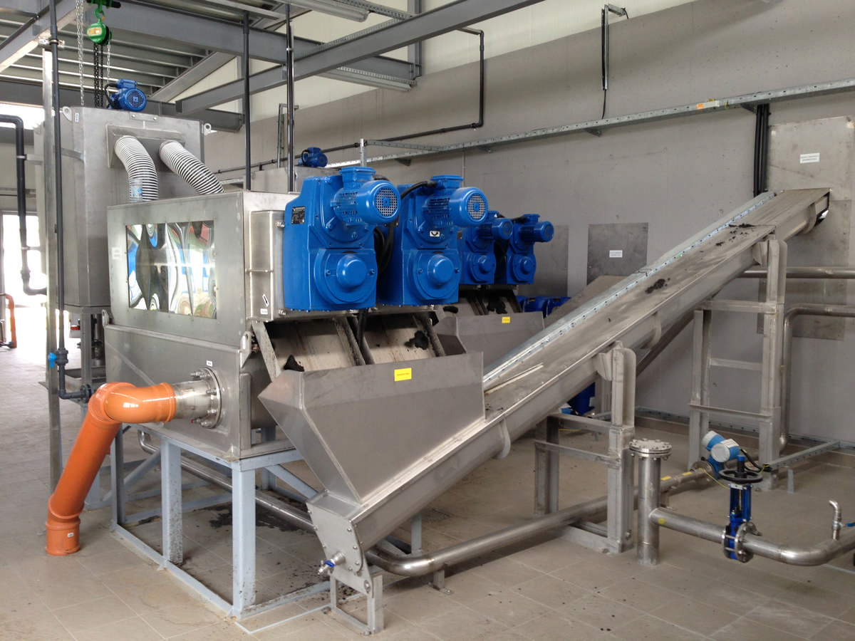 Hệ thống Máy ép bùn trục vít đa đĩa