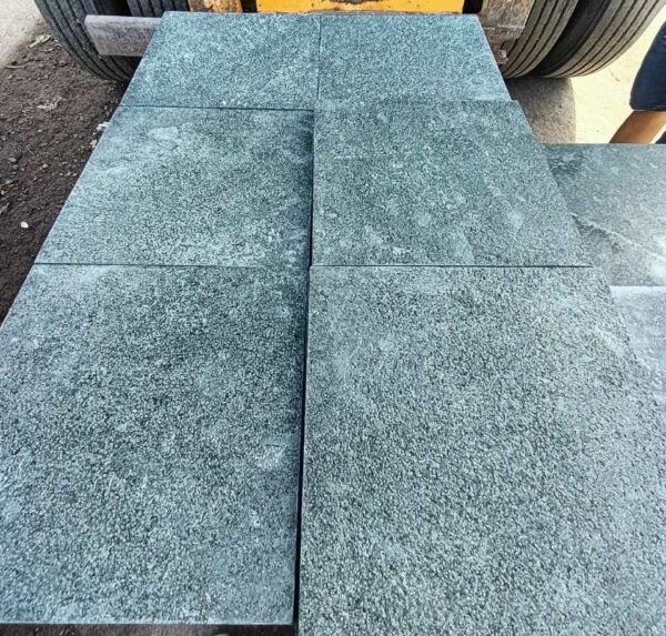 Đá xanh Thanh Hóa 300x300x30