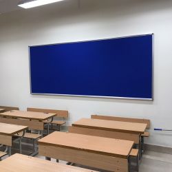 Bảng ghim nỉ cuối lớp