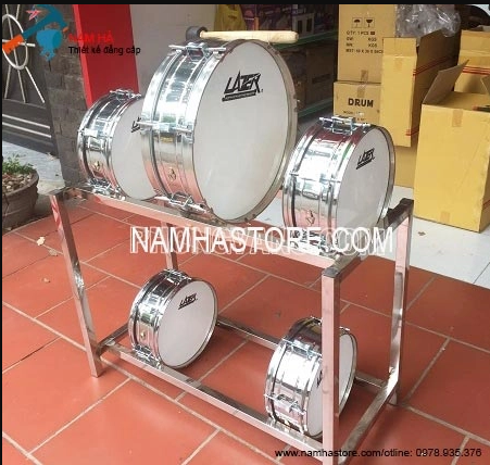 Giá để trống đội