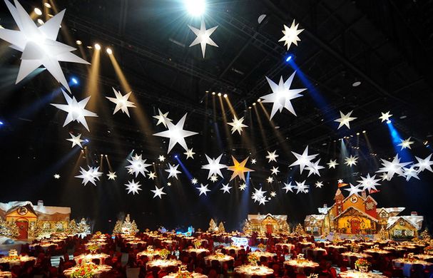 Cho thuê thiết bị đèn trang trí sự kiện