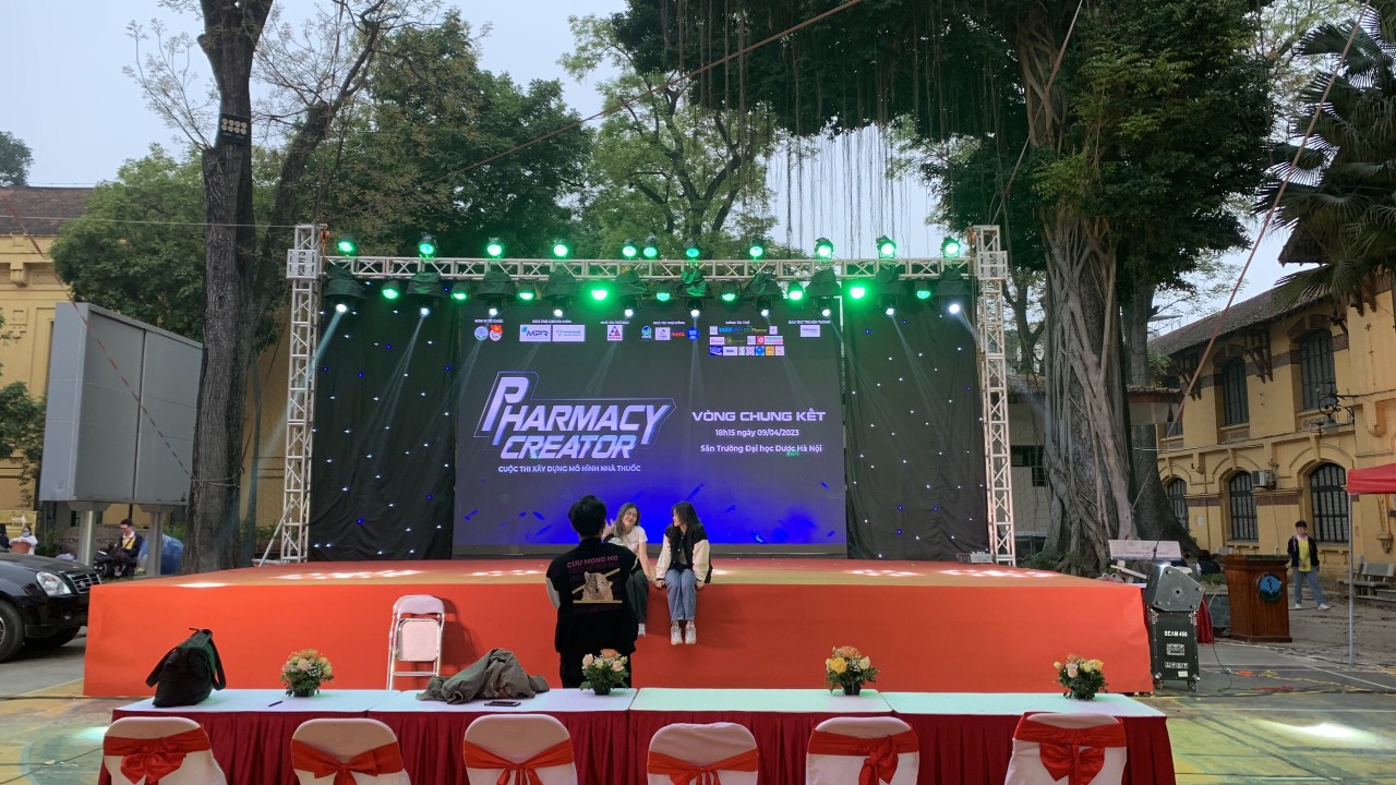 Cho thuê thiết bị đèn trang trí sự kiện