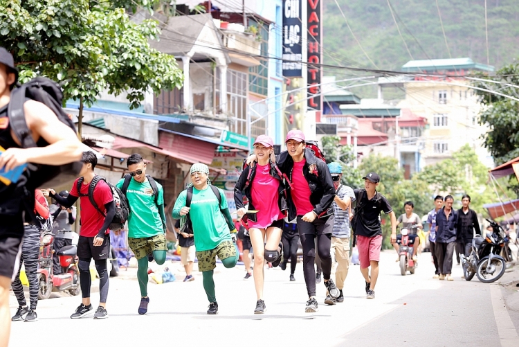 Tổ chức cuộc đua kỳ thú