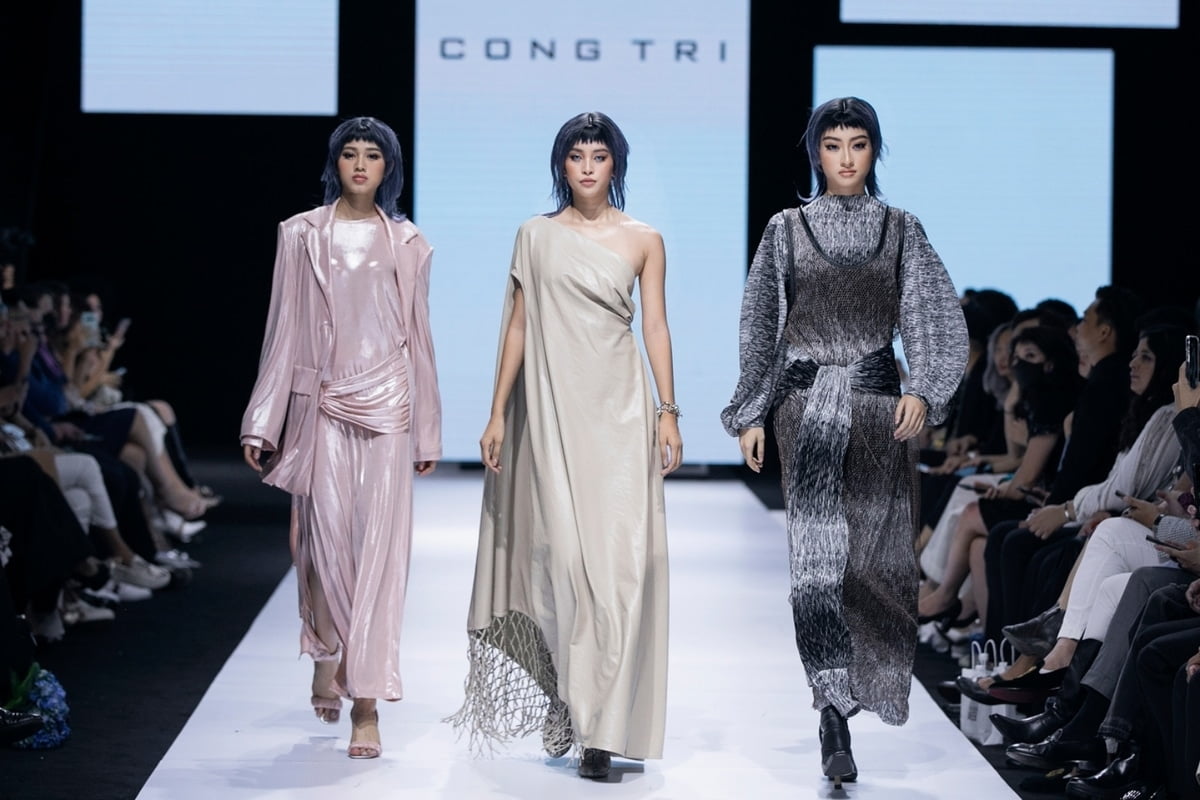 Người mẫu catwalk sự kiện
