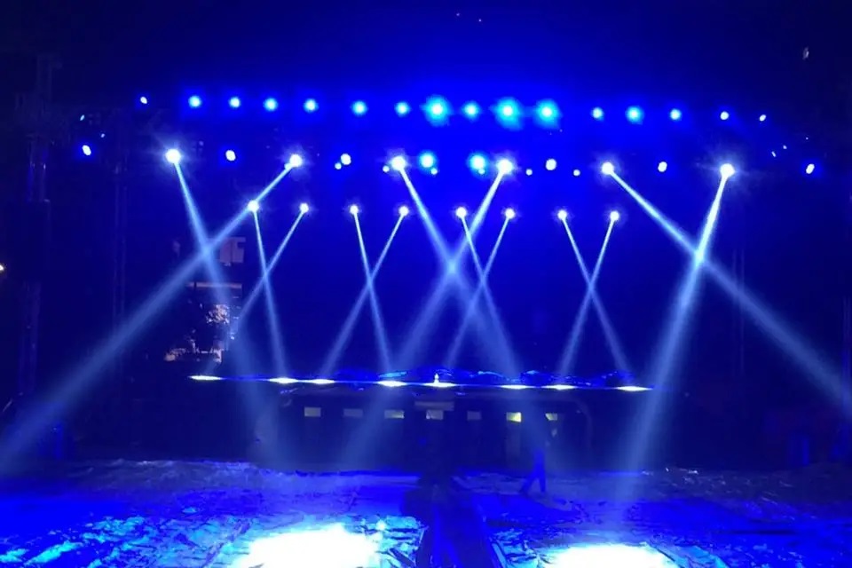 Cho thuê thiết bị ánh sáng