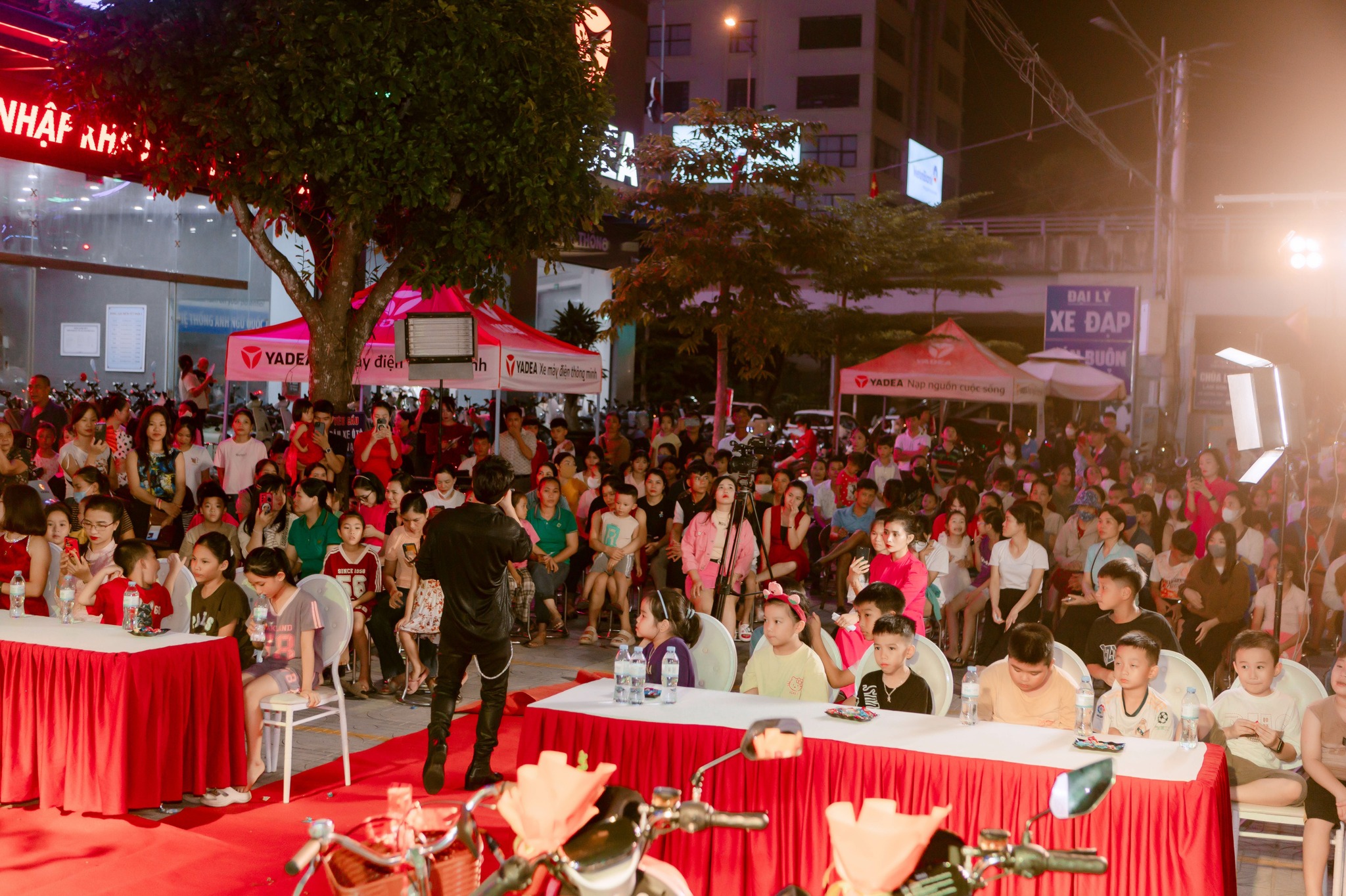 Tổ chức sự kiện 