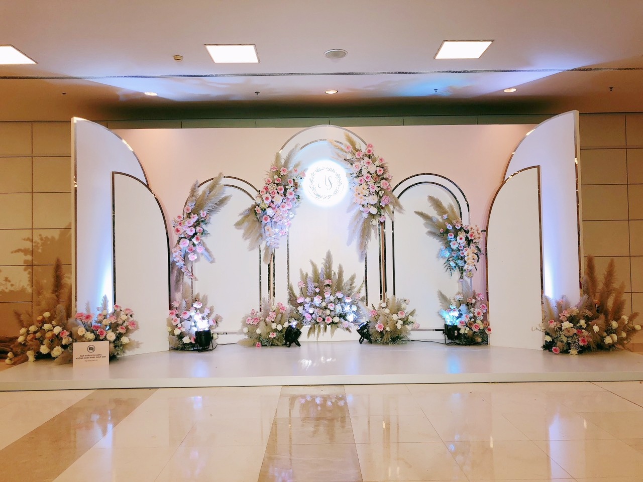 Trang trí sự kiện