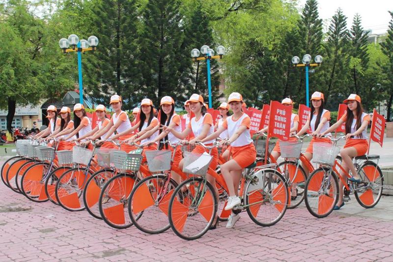 Tổ chức roadshow