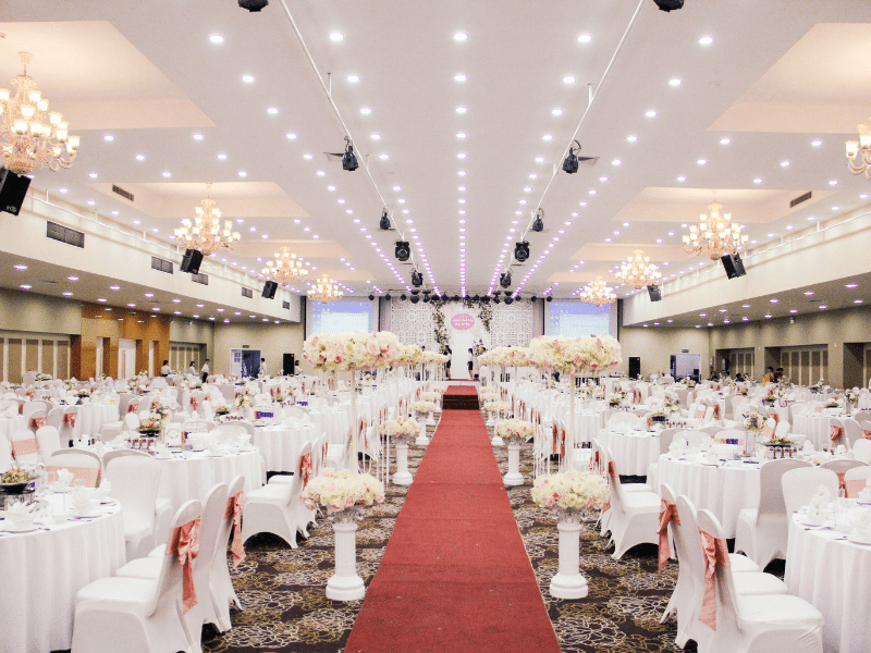 Tổ chức sự kiện