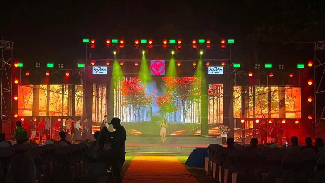 Gian hàng trưng bày tại Cửa Lò