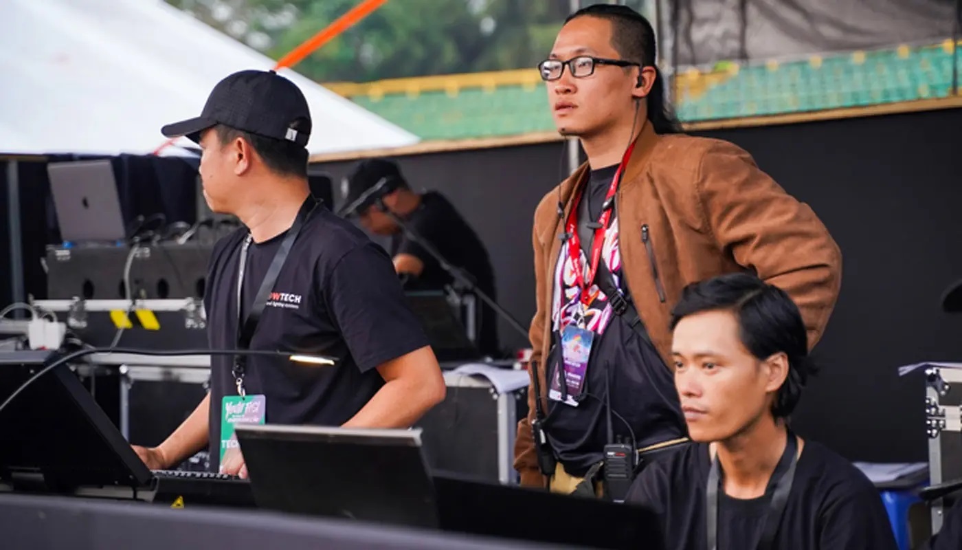 Nhân viên sự kiện