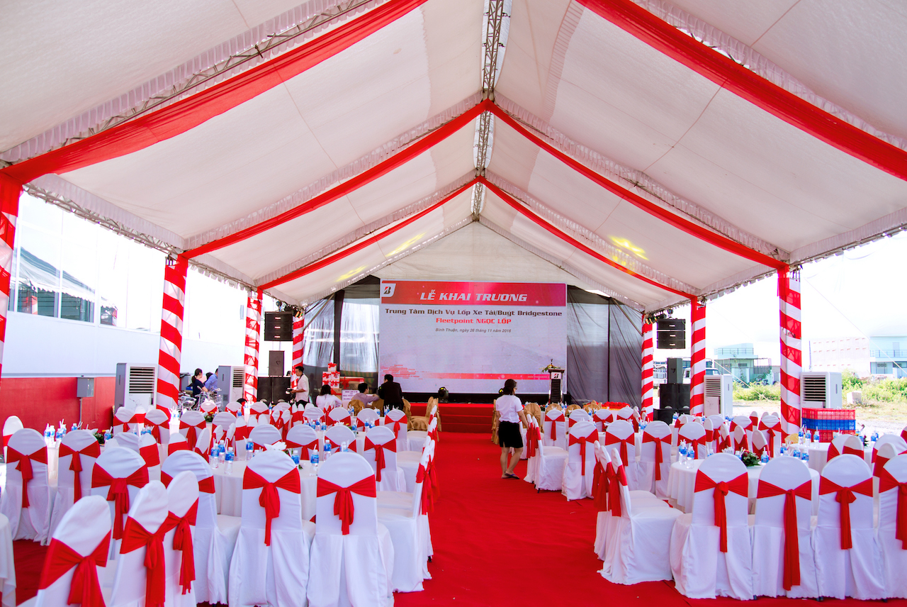 Cho thuê bàn ghế sự kiện