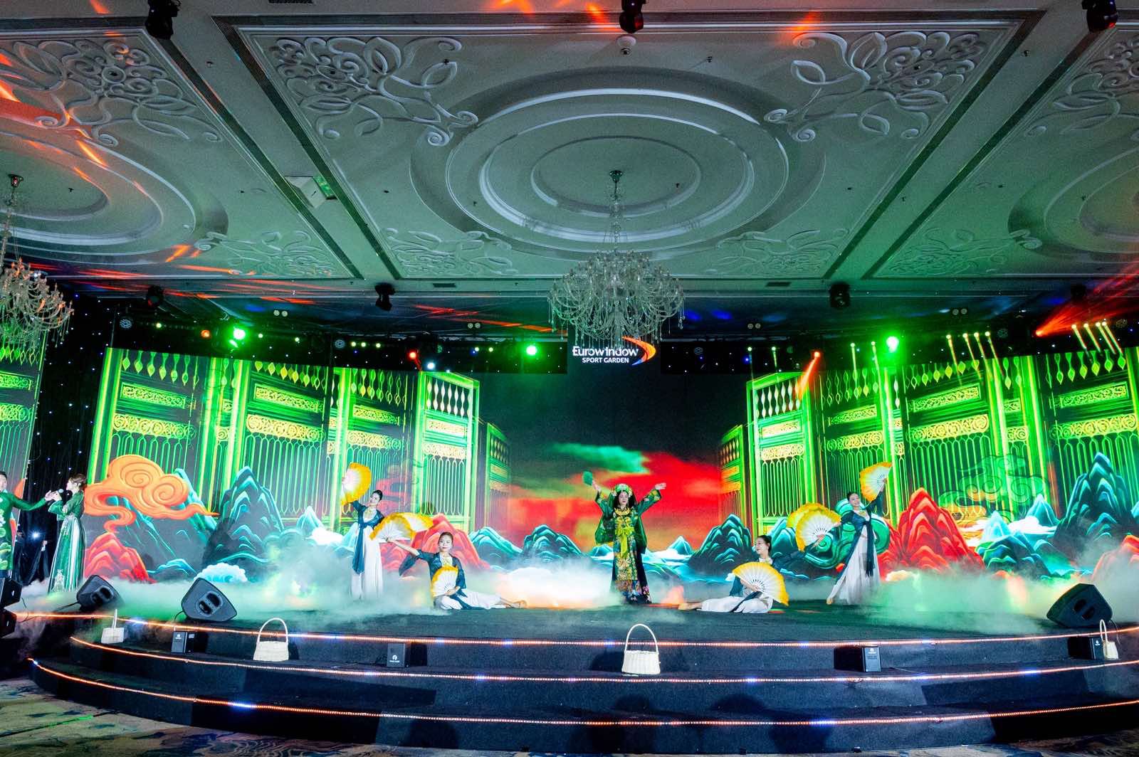 Tiết mục Cô Đôi Thượng Ngàn