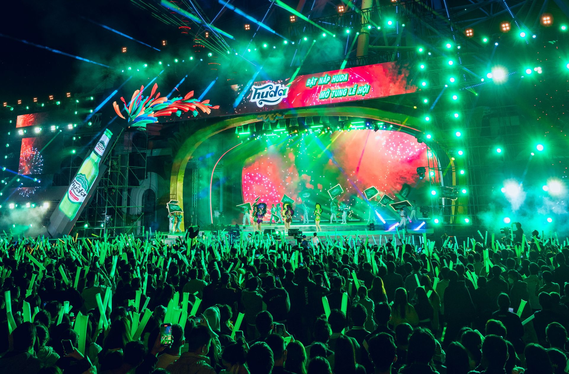 Tổ chức sự kiện