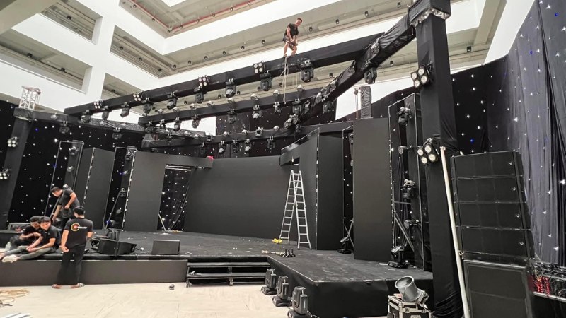 Thiết bị sự kiện