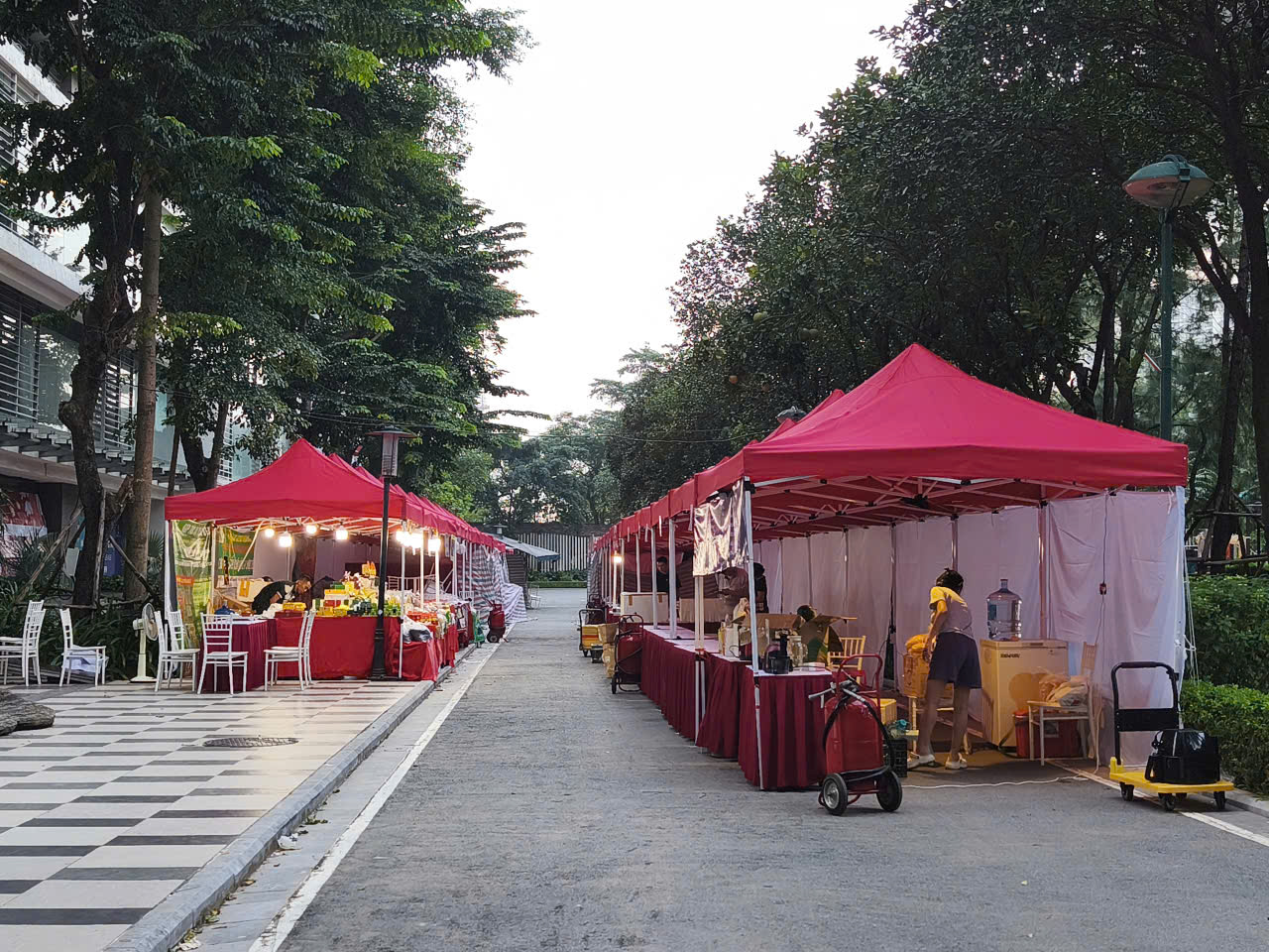 Cho thuê nhà bạt sự kiện