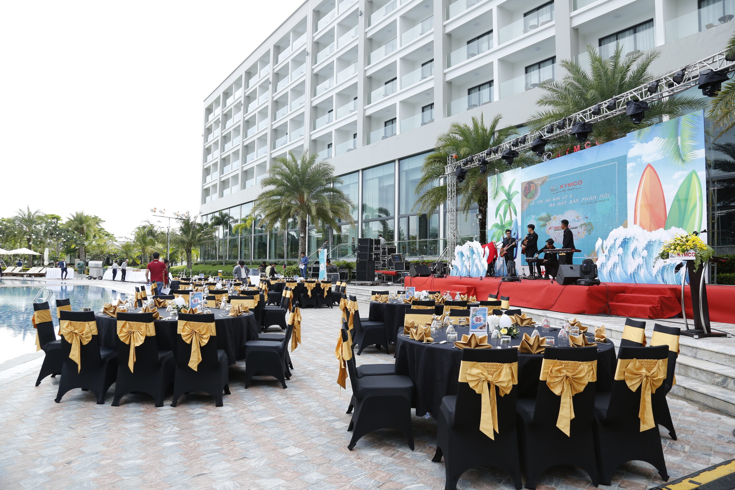 Lễ ra mắt sản phẩm