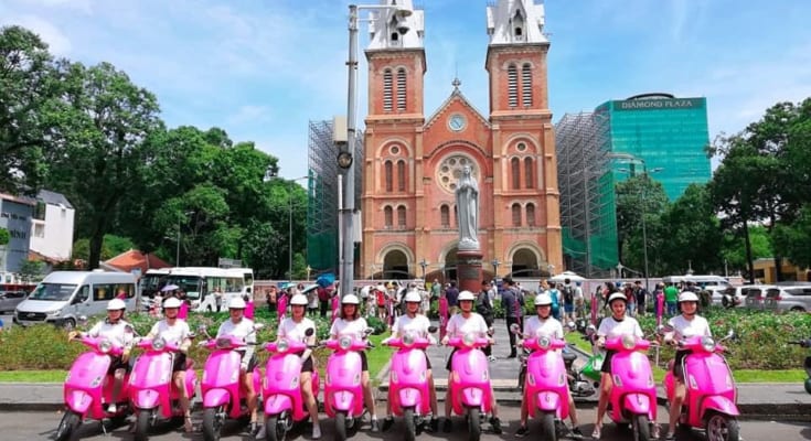 Tổ chức roadshow