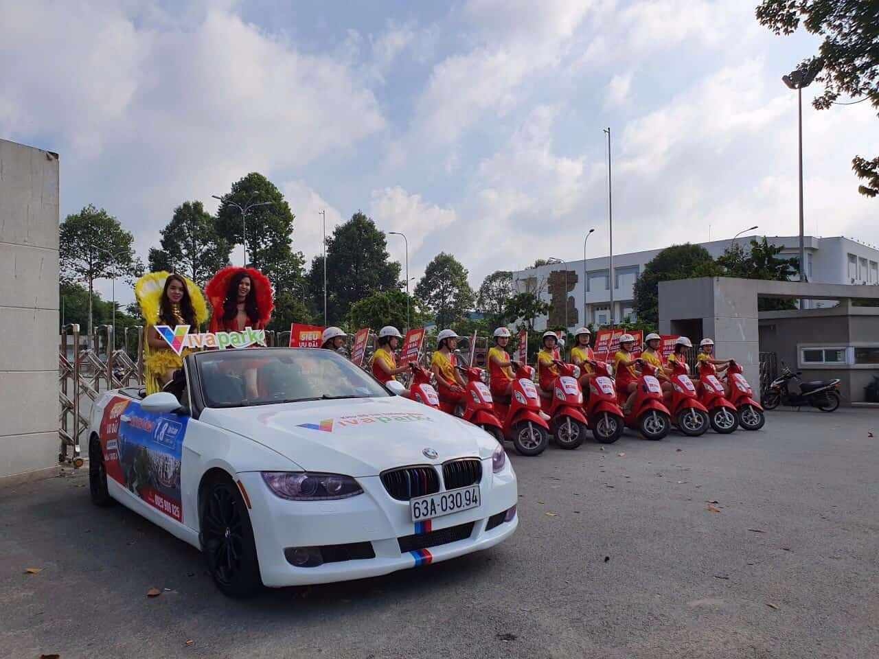 Tổ chức roadshow