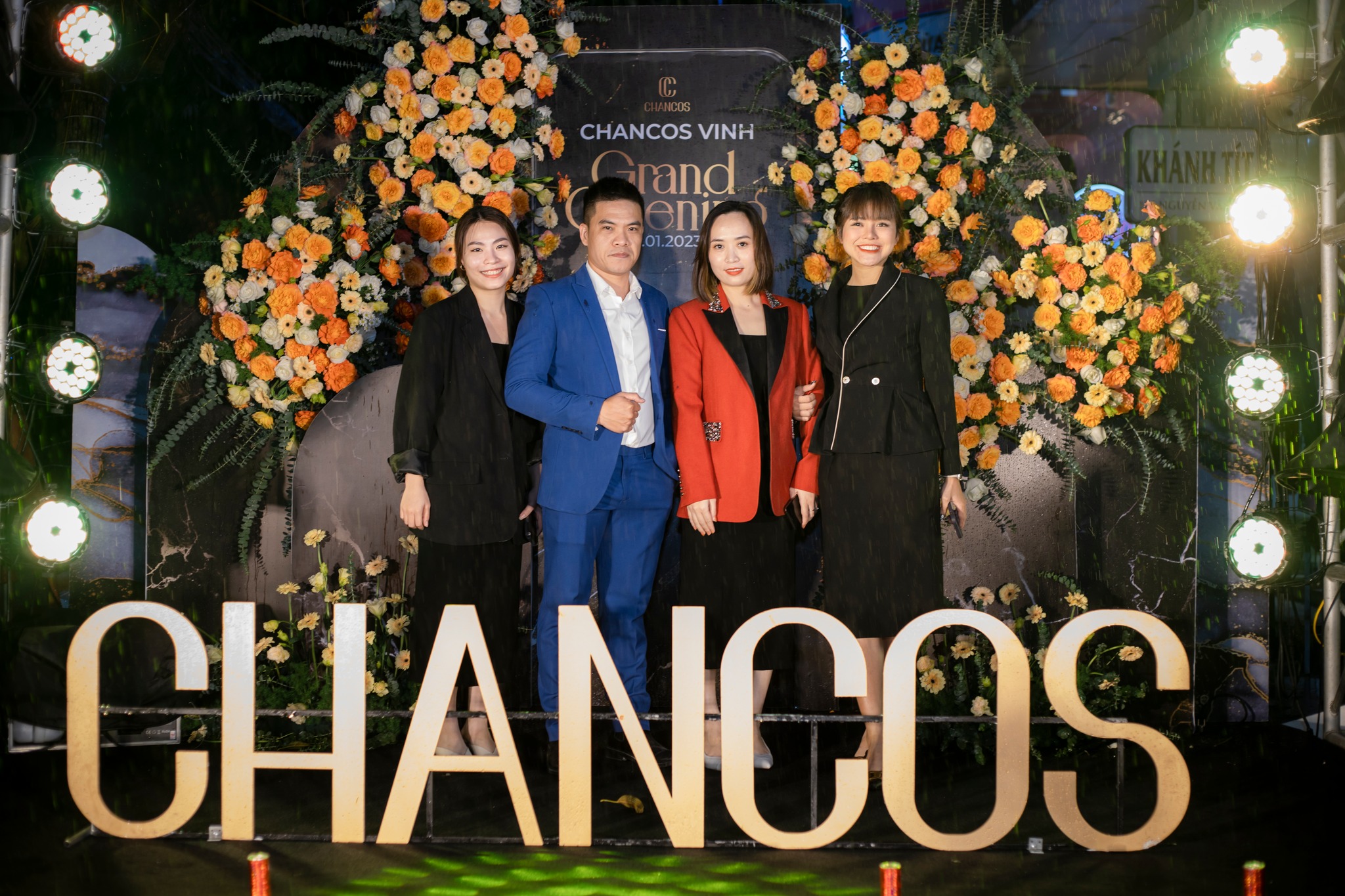 LẠC BƯỚC GIỮA RỪNG HOA TRONG SỰ KIỆN KHAI TRƯƠNG STORE MỚI CỦA CHANCOS