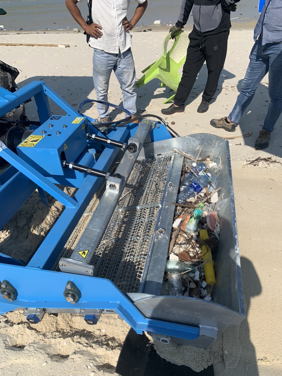 may-sang-cat-bai-bien