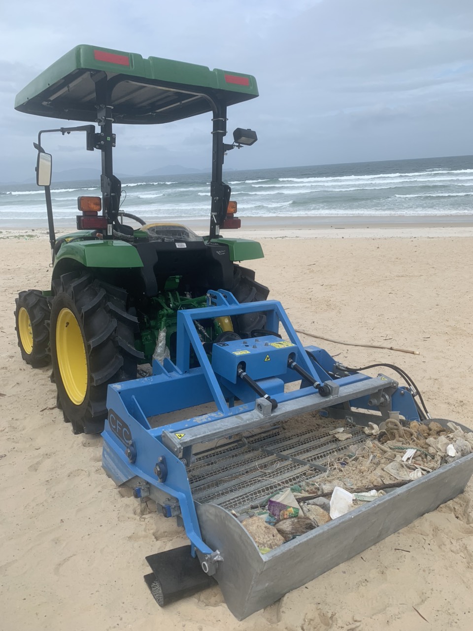 may-sang-cat-bai-bien