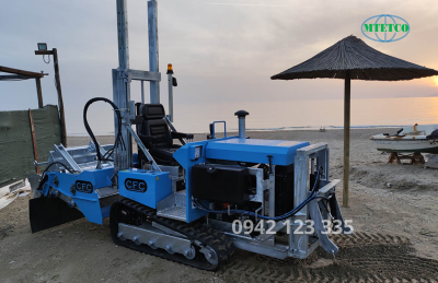 Chuyên sàng lọc rác trên các bãi biển có diện tích trung bình đến lớn